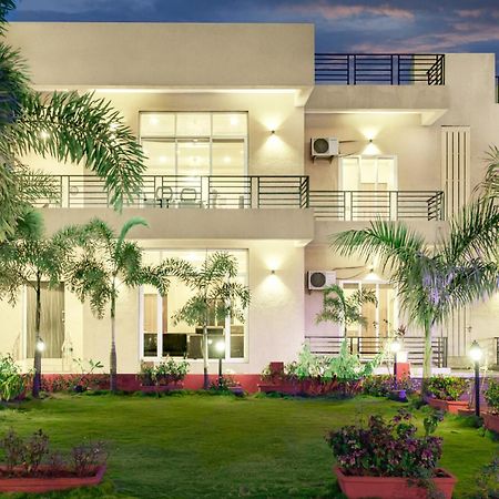 Eko Stay - Octagon Farms Villa Lonavala Exteriör bild