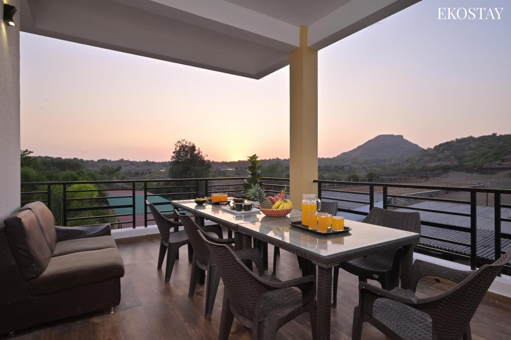 Eko Stay - Octagon Farms Villa Lonavala Exteriör bild